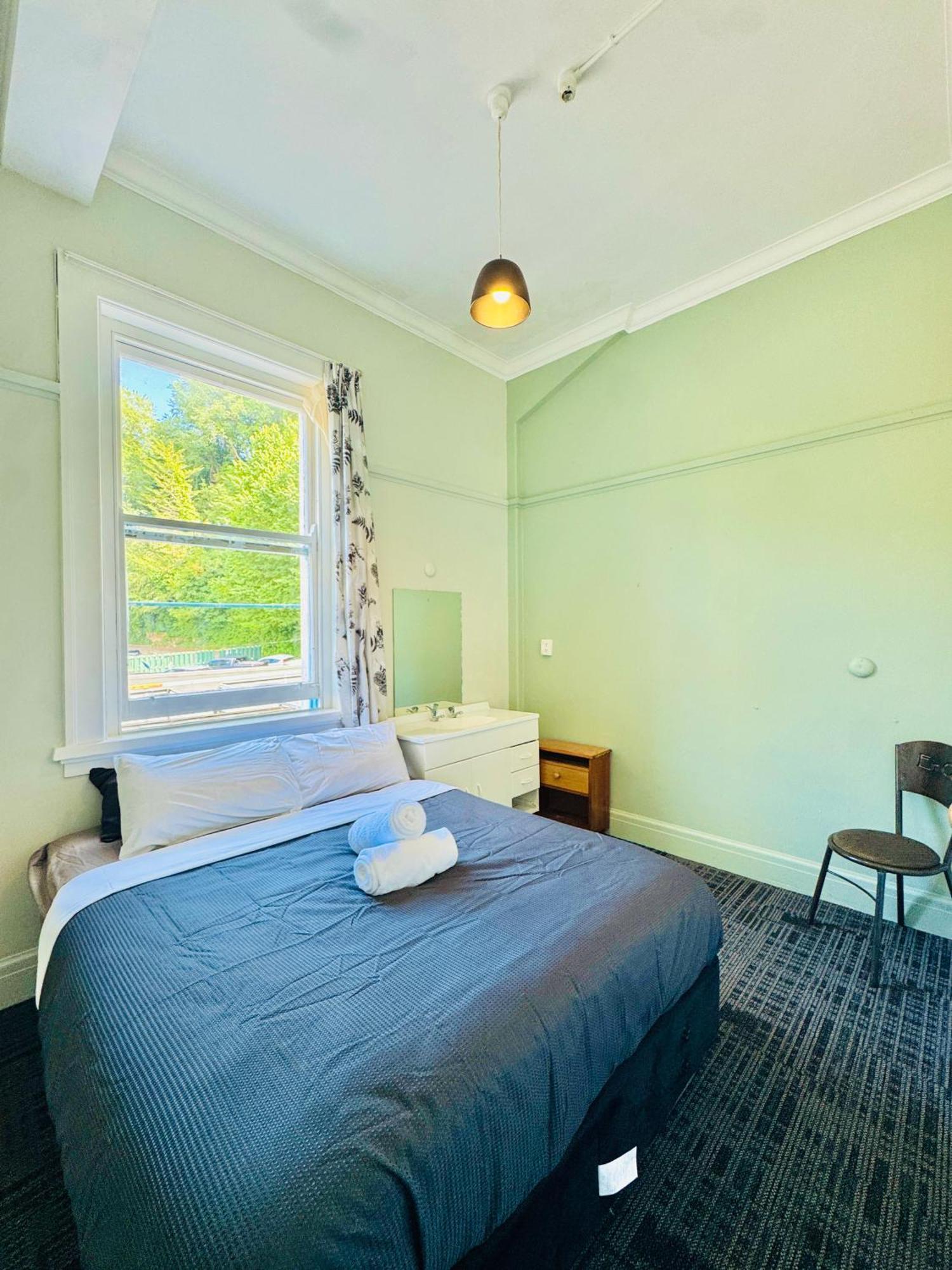 Crashpalace Backpackers Napier Exterior foto