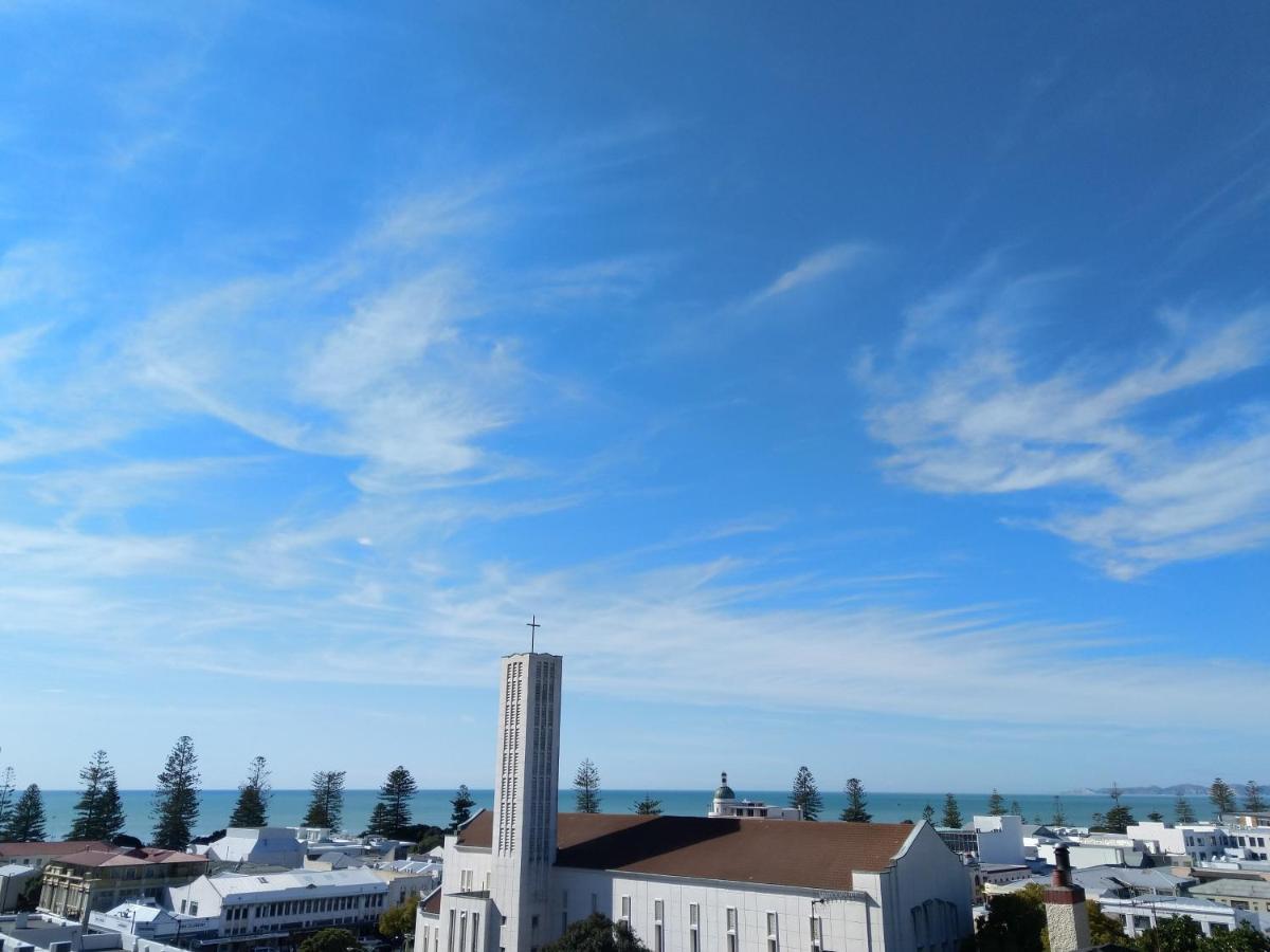 Crashpalace Backpackers Napier Exterior foto